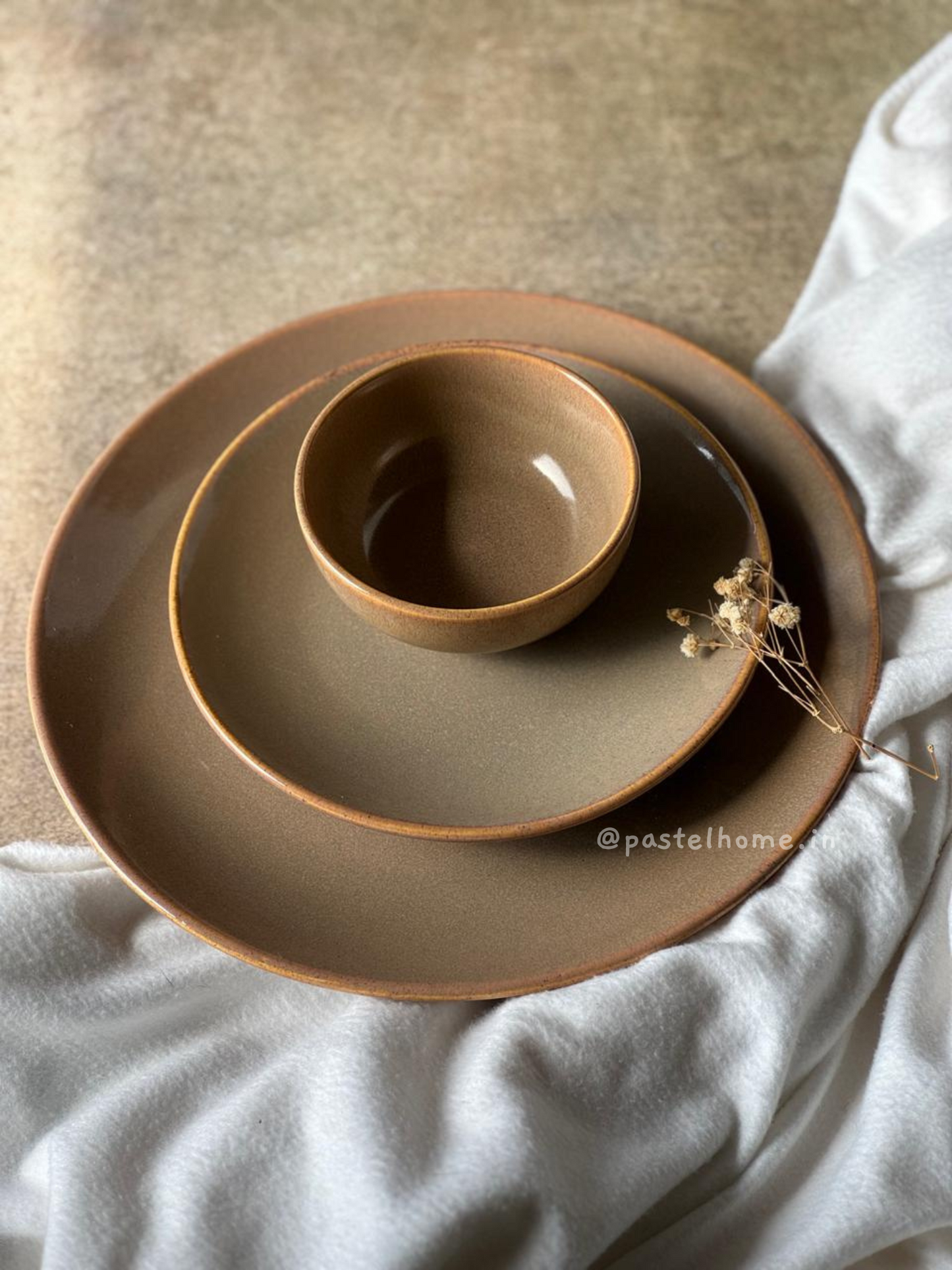 Dinner set - Dark Beige (Set of 3)