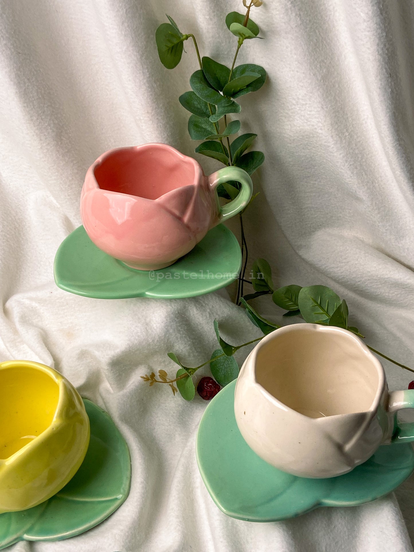 Tulip Shape Mug and Saucer Set of 3