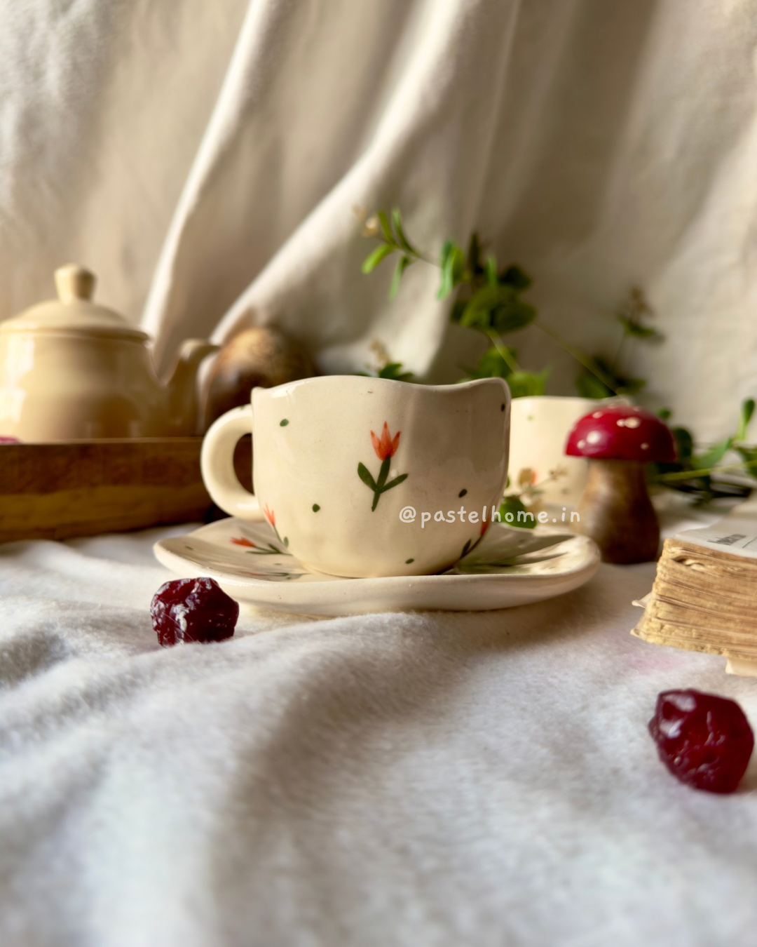 Dot and Tulip set