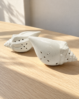 Conch Shape Electric Ceramic Aroma Diffuser — styling display; sold individually